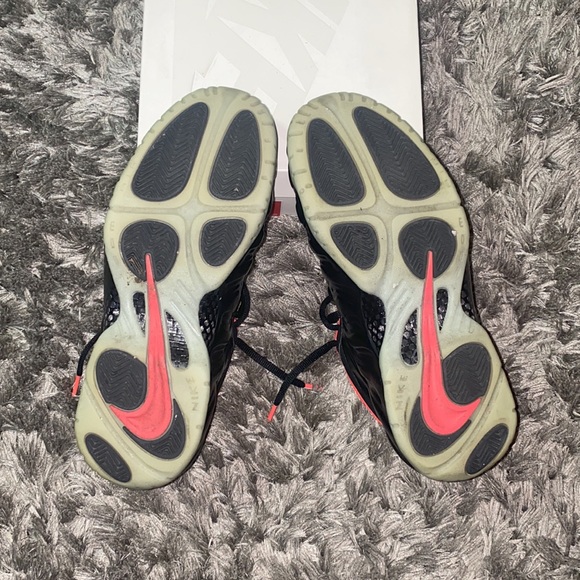 Nike “Yeezy” Foamposite Pro - Picture 4 of 6